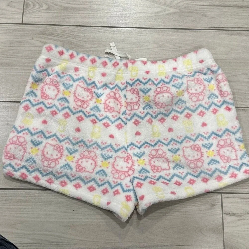 NWOT Sanrio Hello Kitty spring Easter themed fuzzy pajama shorts size‎ large